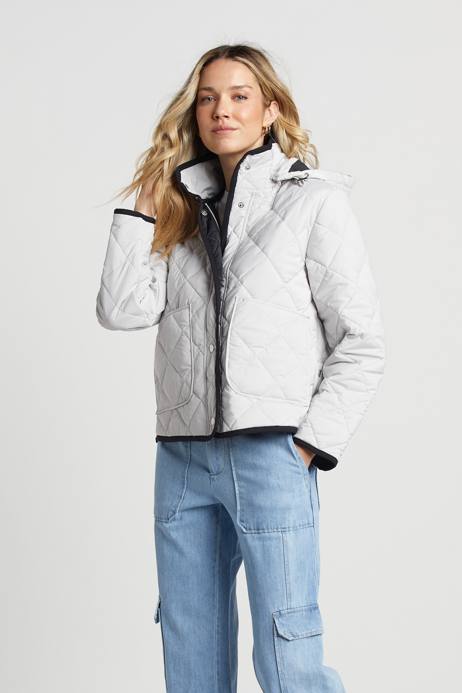 Manteau court matelassé à capuche Shelby