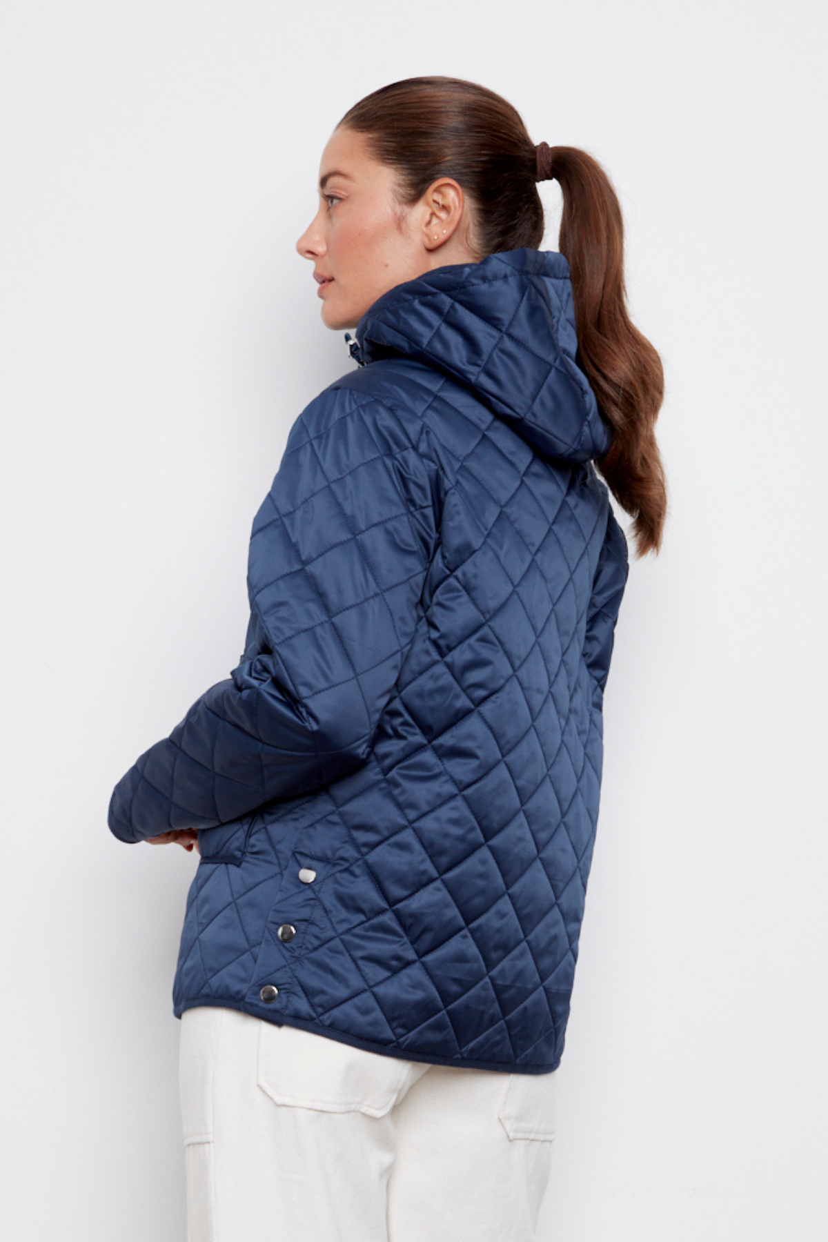 Shelby, quilted jacket with removable hood