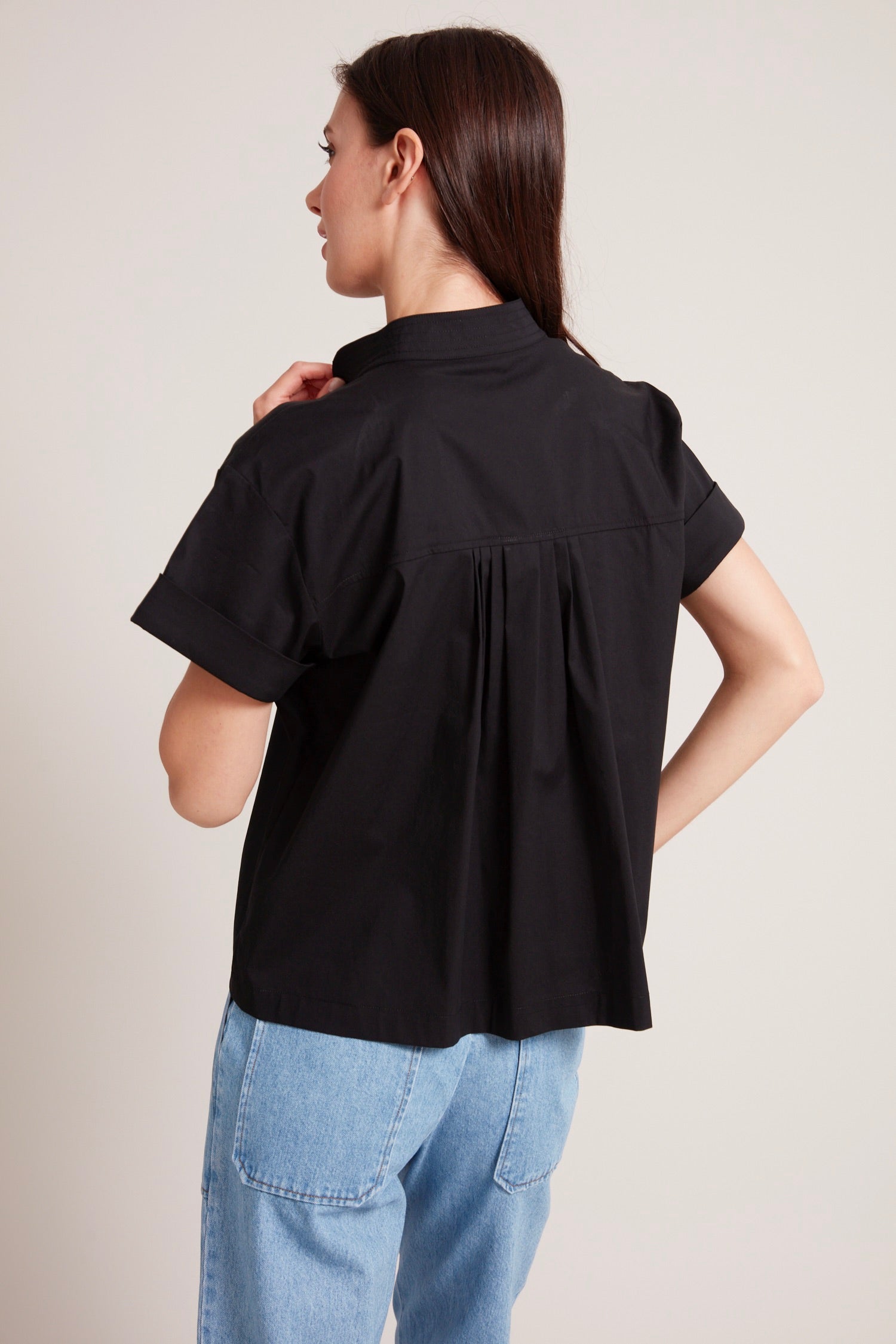 Theo short pullover cap sleeve shirt