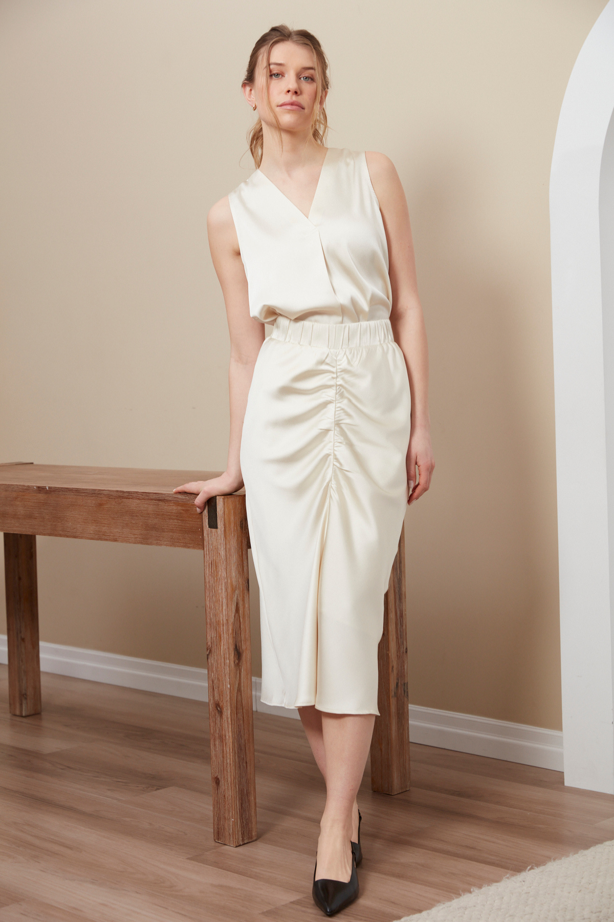 True, sleeveless blouse