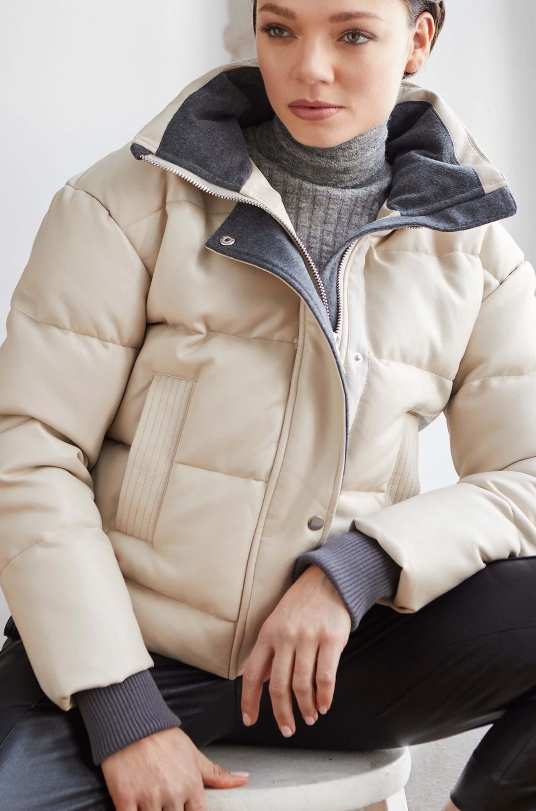 Chloé veste polaire en cuir vegan avec bordures en laine