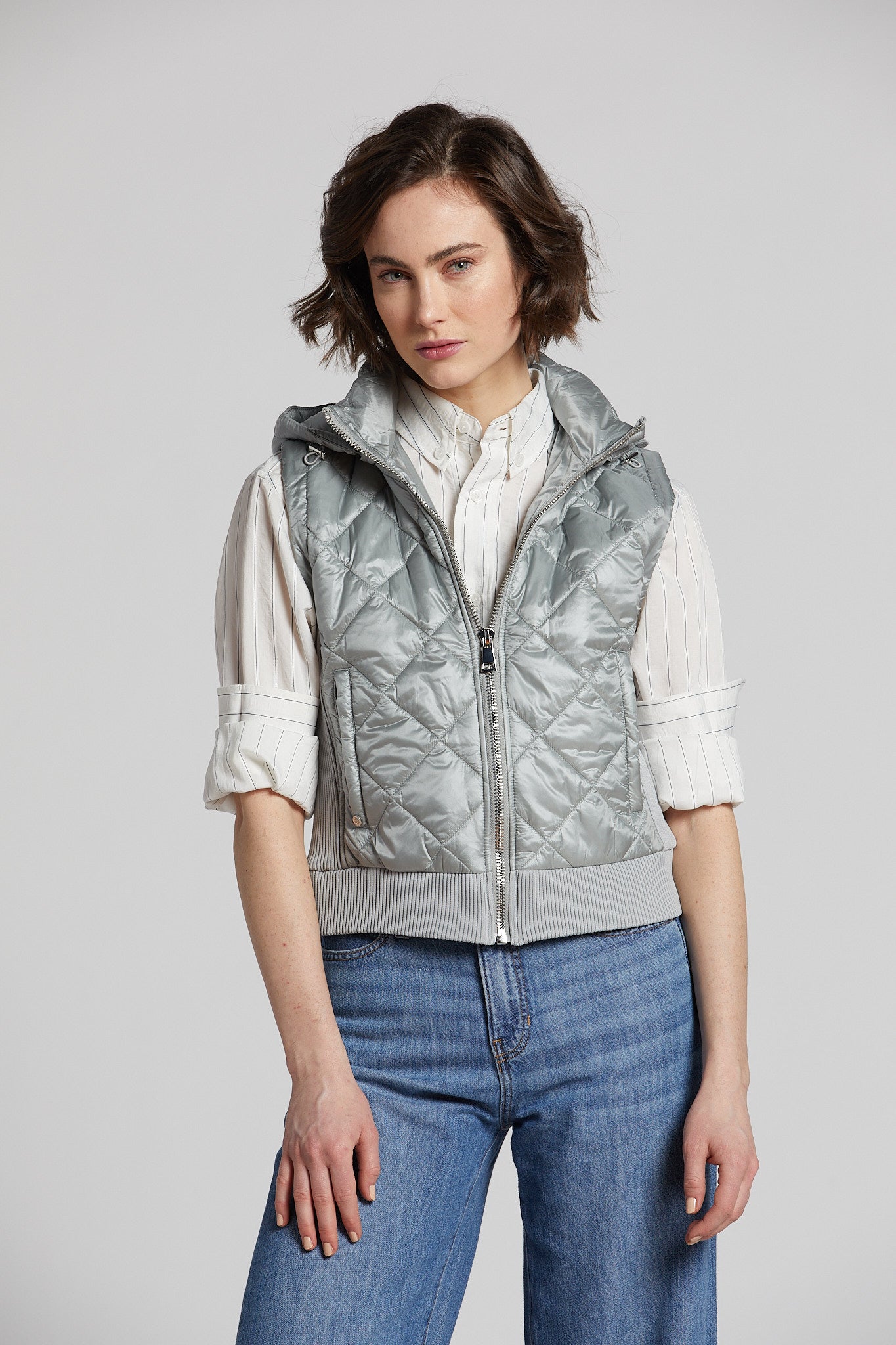 Nadege quilted sleeveless vest with detachable hood
